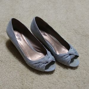 Navy & White Striped Espadrilles size 7M